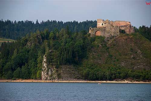 Zamek Czorsztyn, Zalew Czorsztynski.